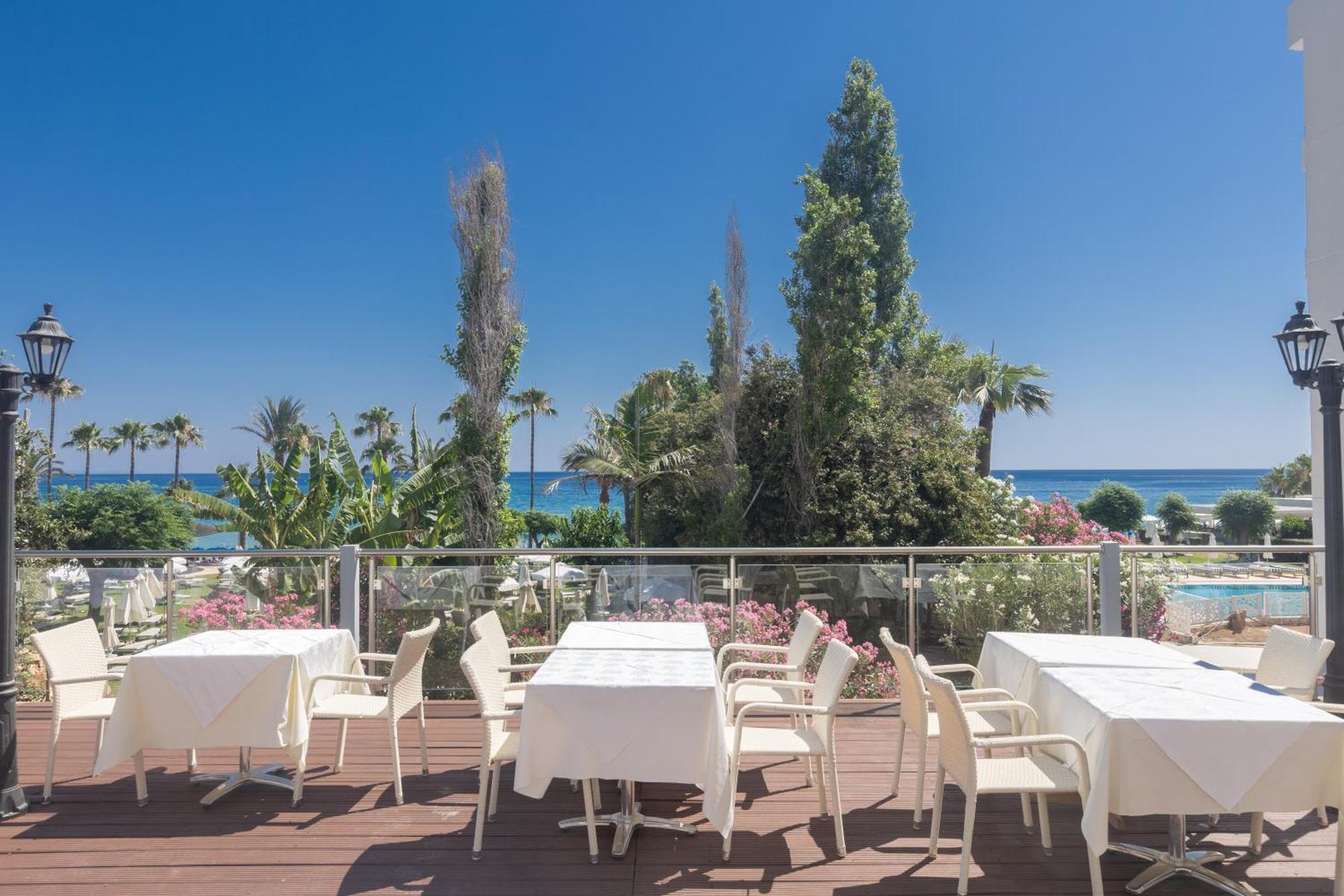 Iliada Beach Hotel Protaras Ngoại thất bức ảnh