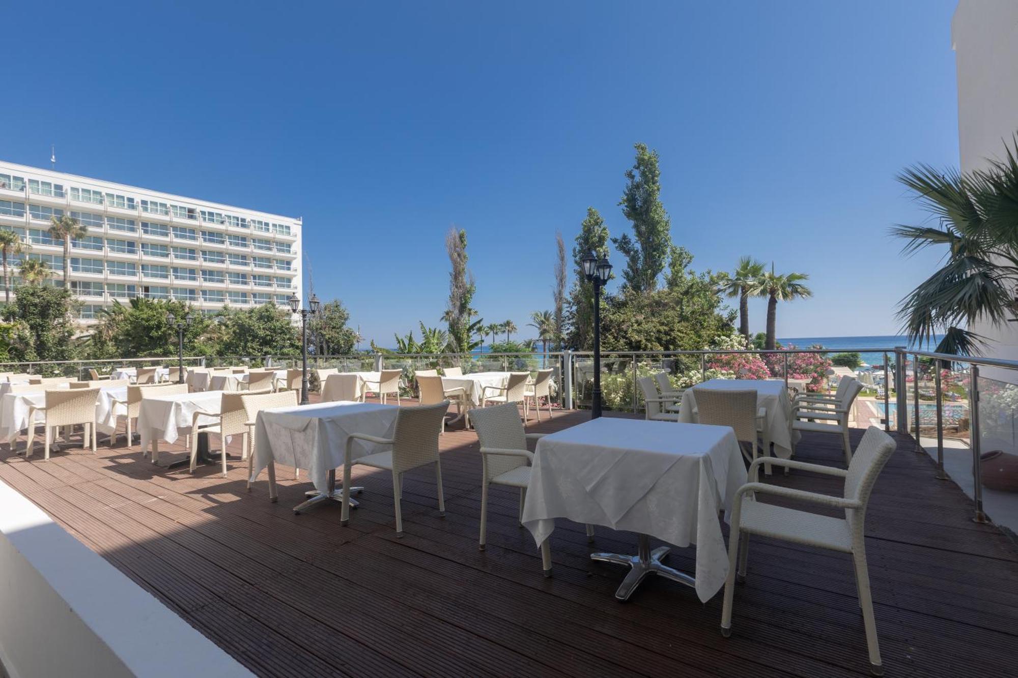 Iliada Beach Hotel Protaras Ngoại thất bức ảnh