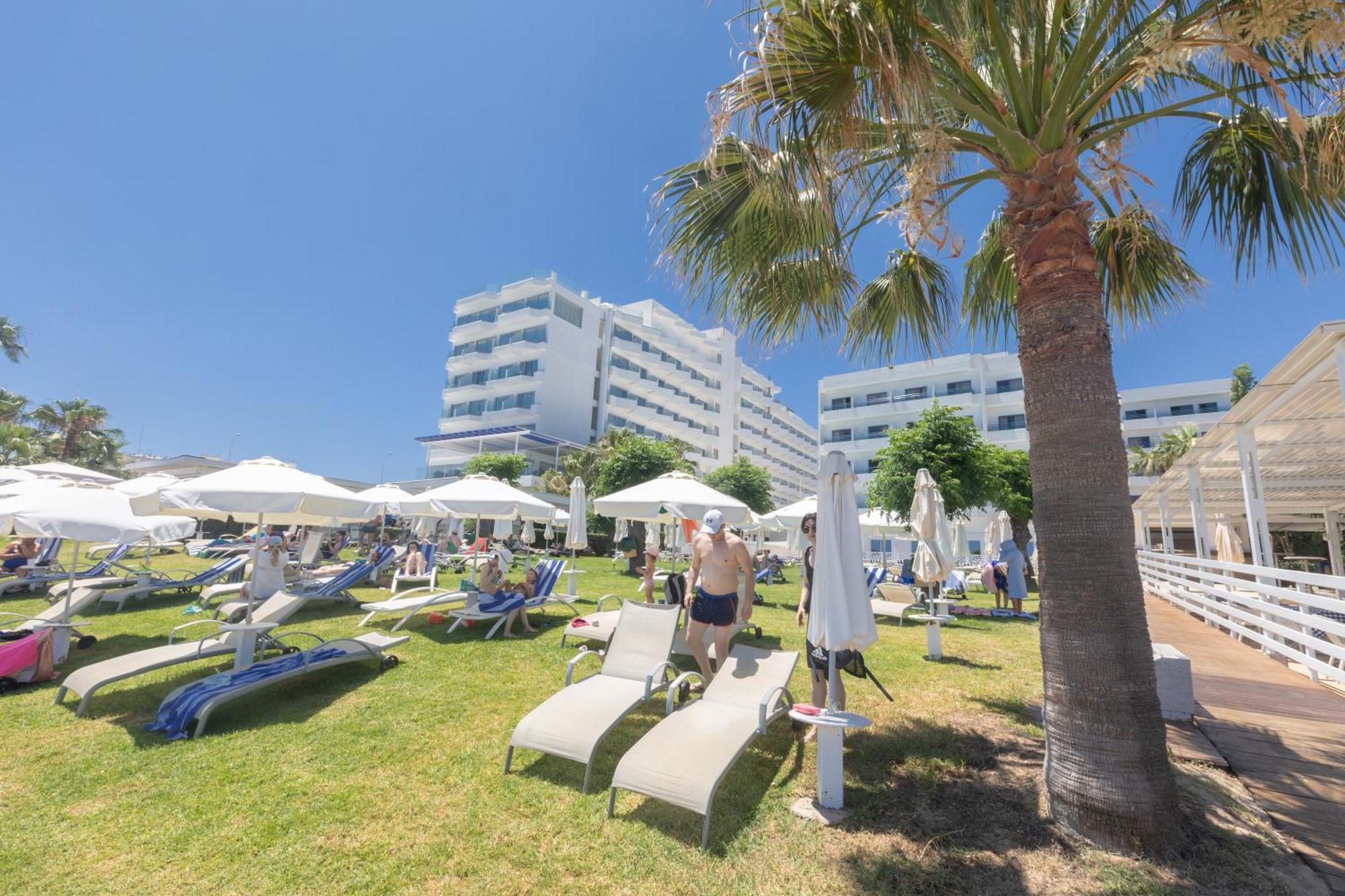 Iliada Beach Hotel Protaras Ngoại thất bức ảnh
