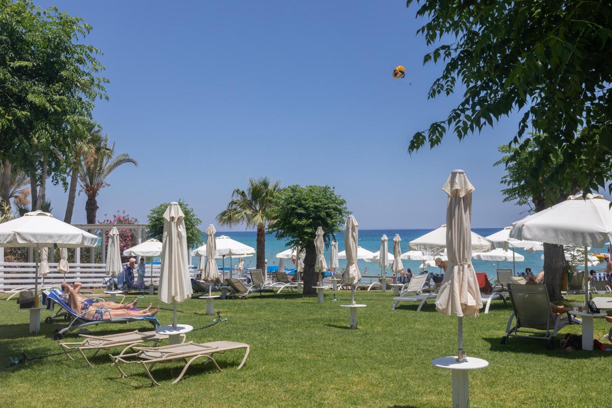 Iliada Beach Hotel Protaras Ngoại thất bức ảnh