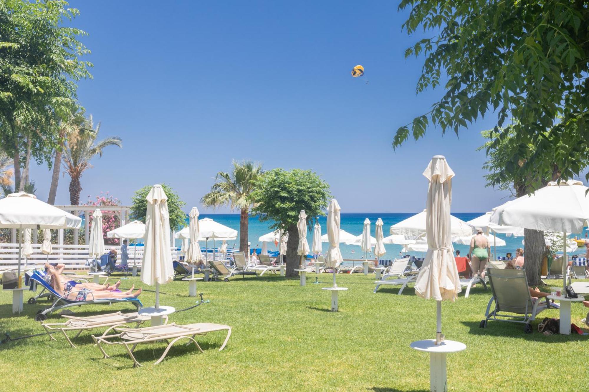 Iliada Beach Hotel Protaras Ngoại thất bức ảnh