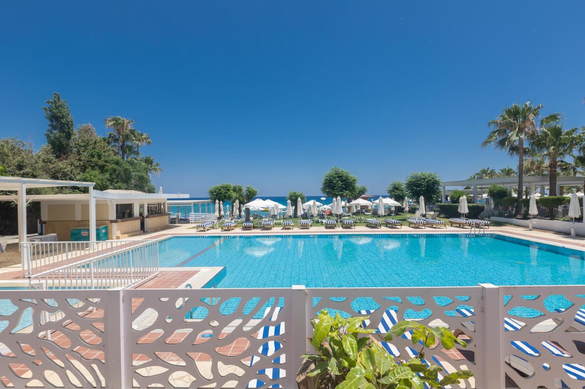 Iliada Beach Hotel Protaras Ngoại thất bức ảnh